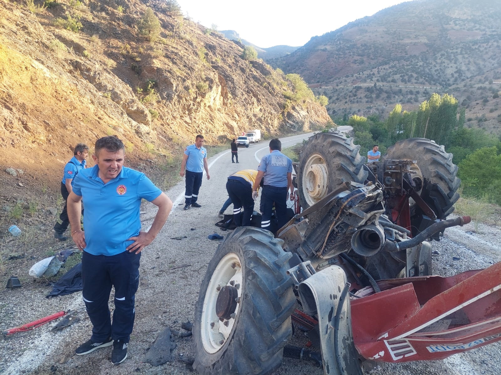 Karamanda Devrilen traktörün sürücüsü öldü