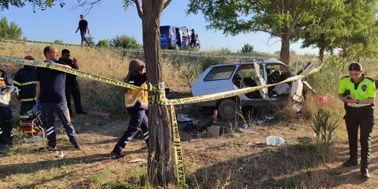 Konya’da feci kazada Sürücü hayatını kaybetti, 2 yaralı var