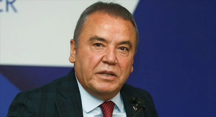 Antalya Büyükşehir Belediye Başkanı Muhittin Böcek görevden uzaklaştırıldı