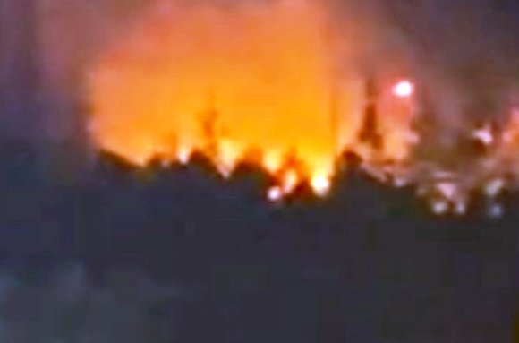 Konya’ Akyokuş'ta havai  fişek  yangını