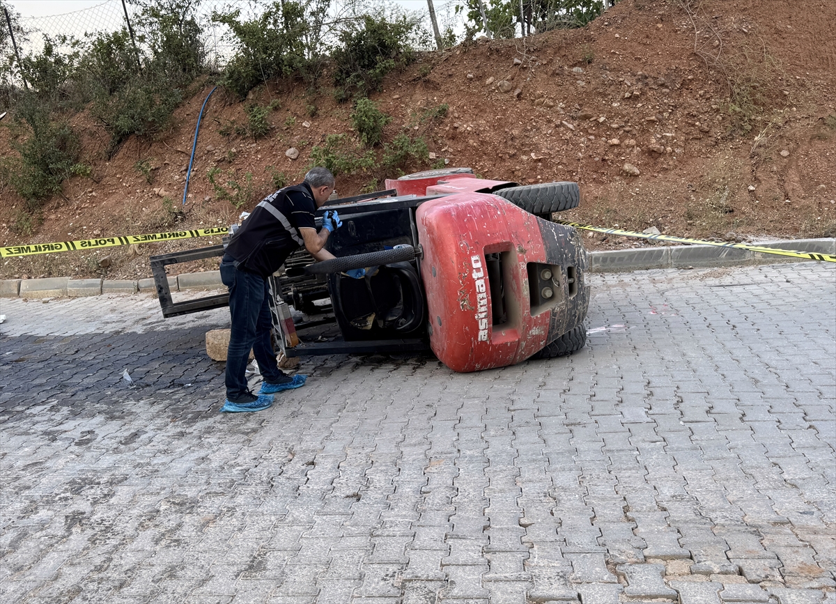 Kırıkkale'de devrilen forkliftin altında kalan 16 yaşındaki sürücü yaşamını yitirdi