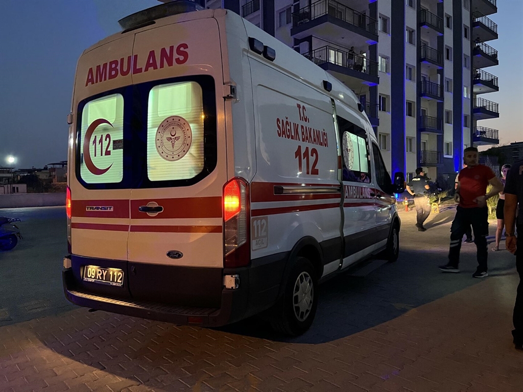 Aydında Evde düşerek yaralandığı belirtilen adamı, eşinin bıçakladığı ortaya çıktı