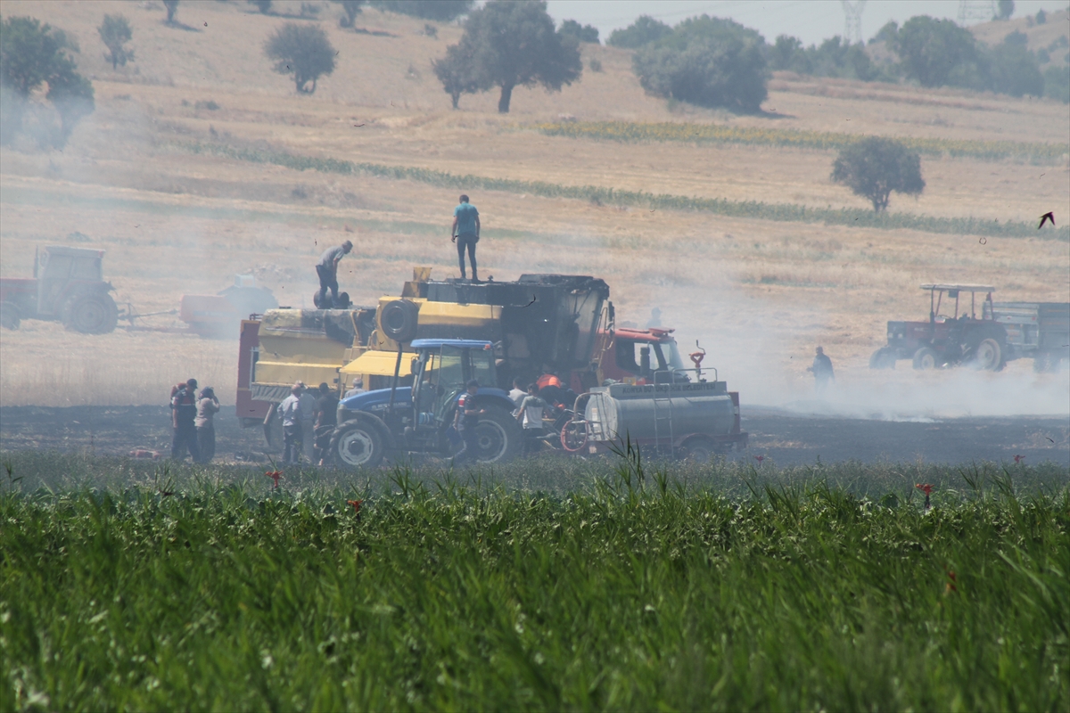 Beyşehir'de biçerdöverde çıkan yangın söndürüldü
