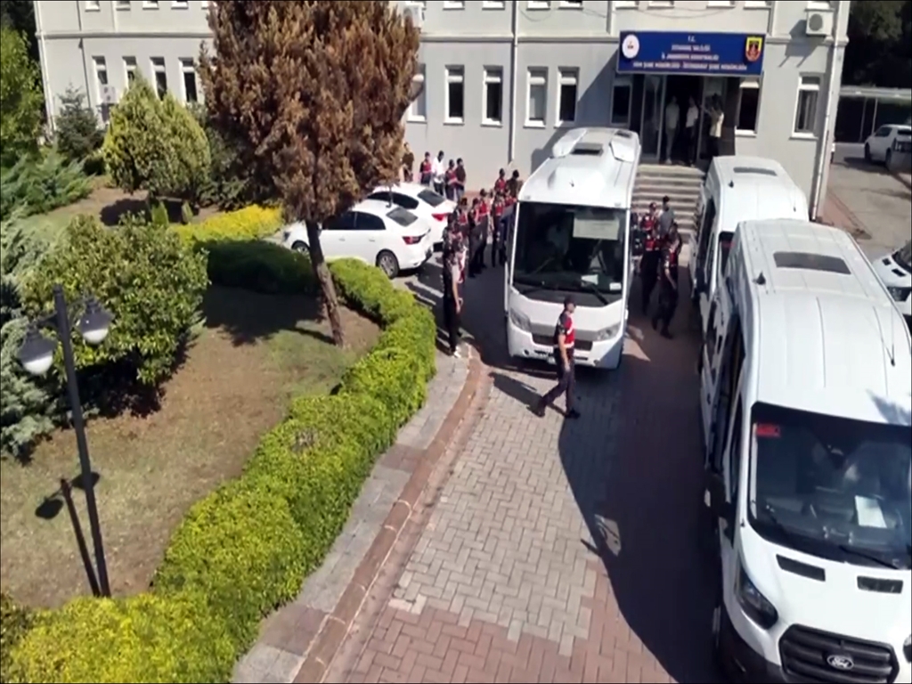 İstanbul'da 'yasa dışı bahis' operasyonu: 13 tutuklama