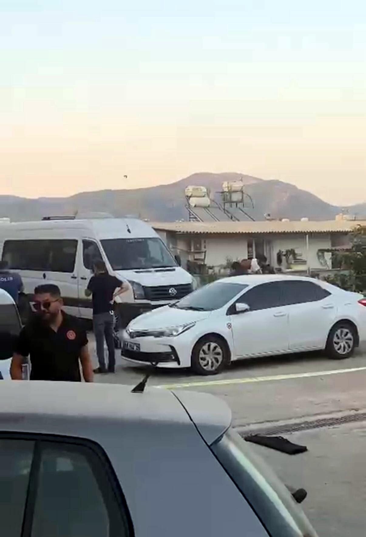 Muğlada Pusu kurup, av tüfeğiyle kadını öldürdü