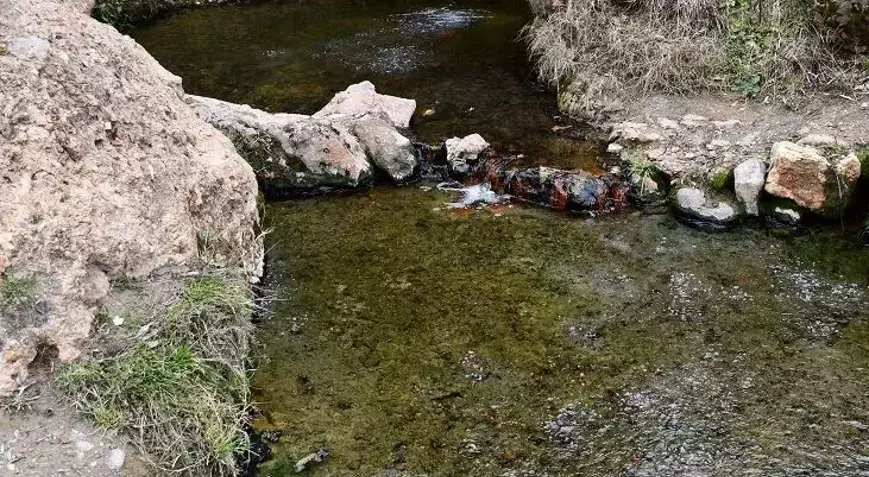 'Şifalı' denilen suya giren çift, gaz zehirlenmesi sonucu hayatını kaybetti