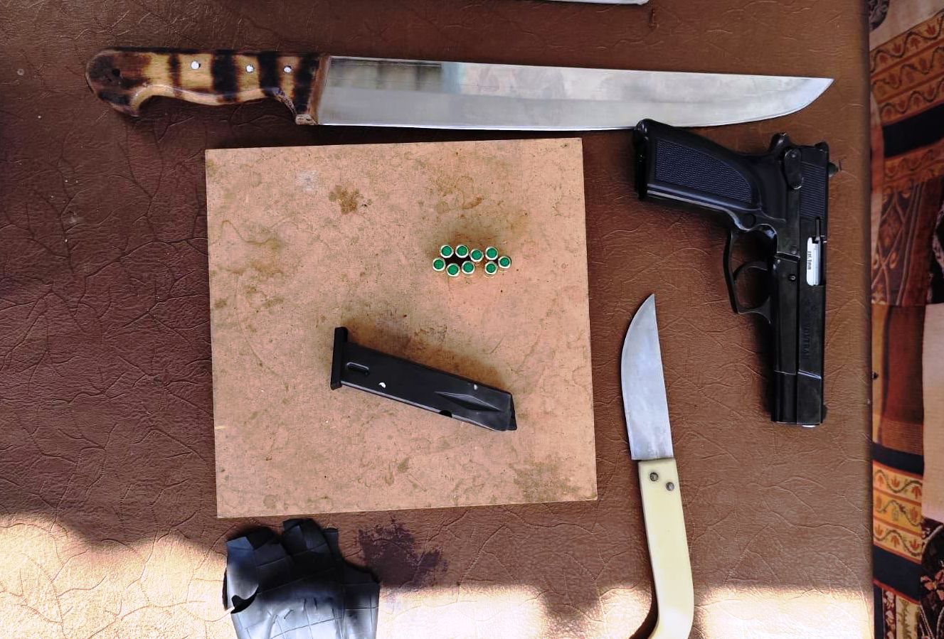 Kayseri’de sosyal medyadan tabanca ve pala paylaşan çocuk yakalandı