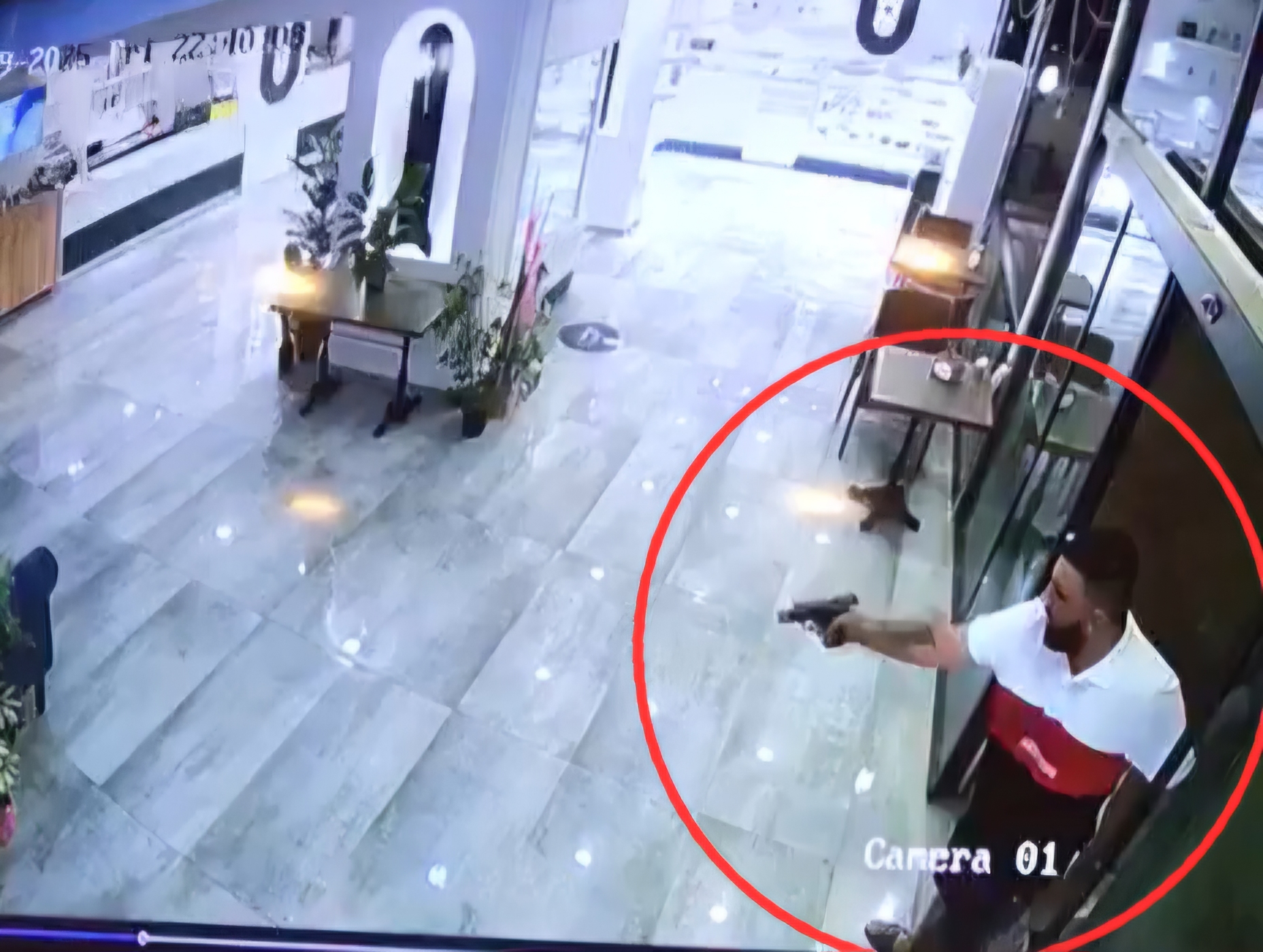 Adana'da Ortak olamadıkları kafeyi kurşunladılar; 6 tutuklama