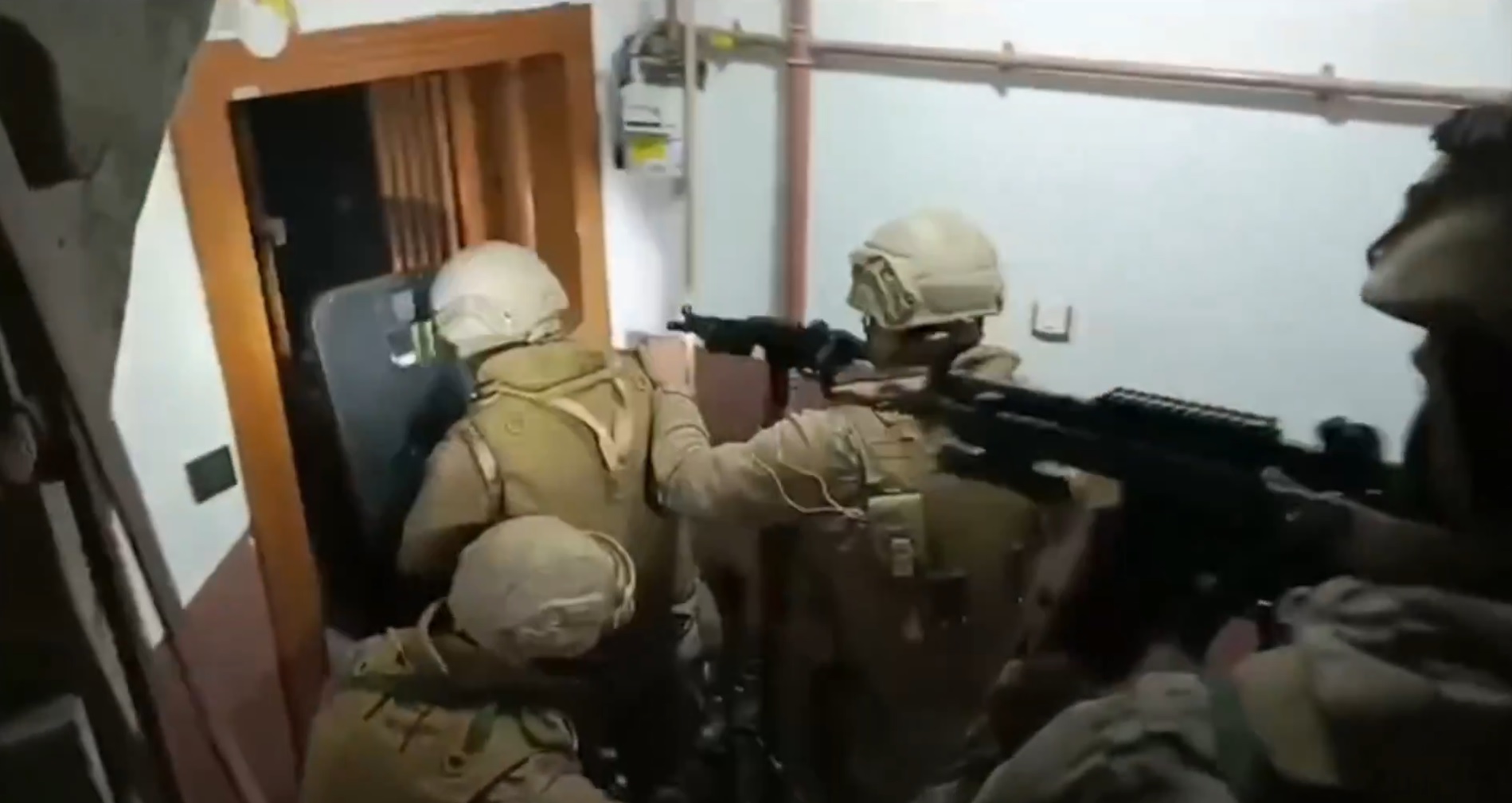 Ankara- 29 ilde dolandırıcılık şebekelerine operasyon: 64 tutuklama 