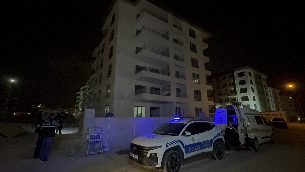 KONYA - Bir işçi çalıştığı inşaatta ağır yaralı bulundu