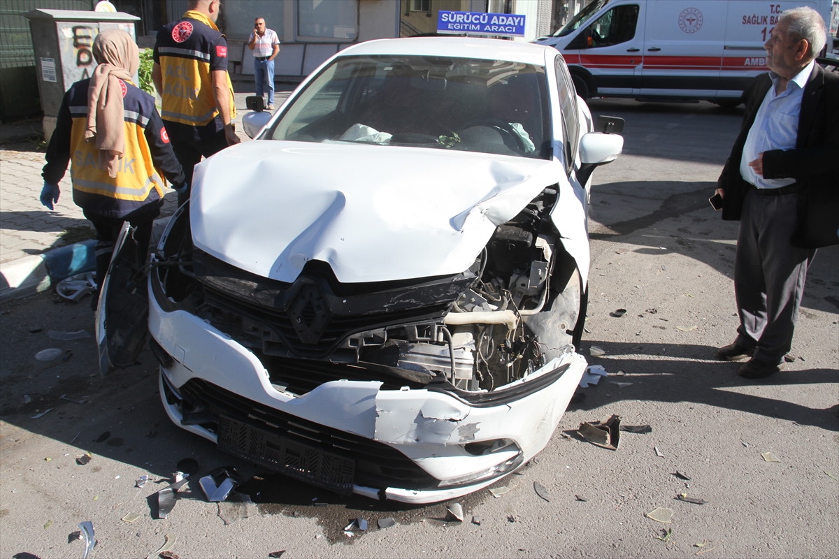 BEYŞEHİRDE trafik kazalarında 6 kişi yaralandı