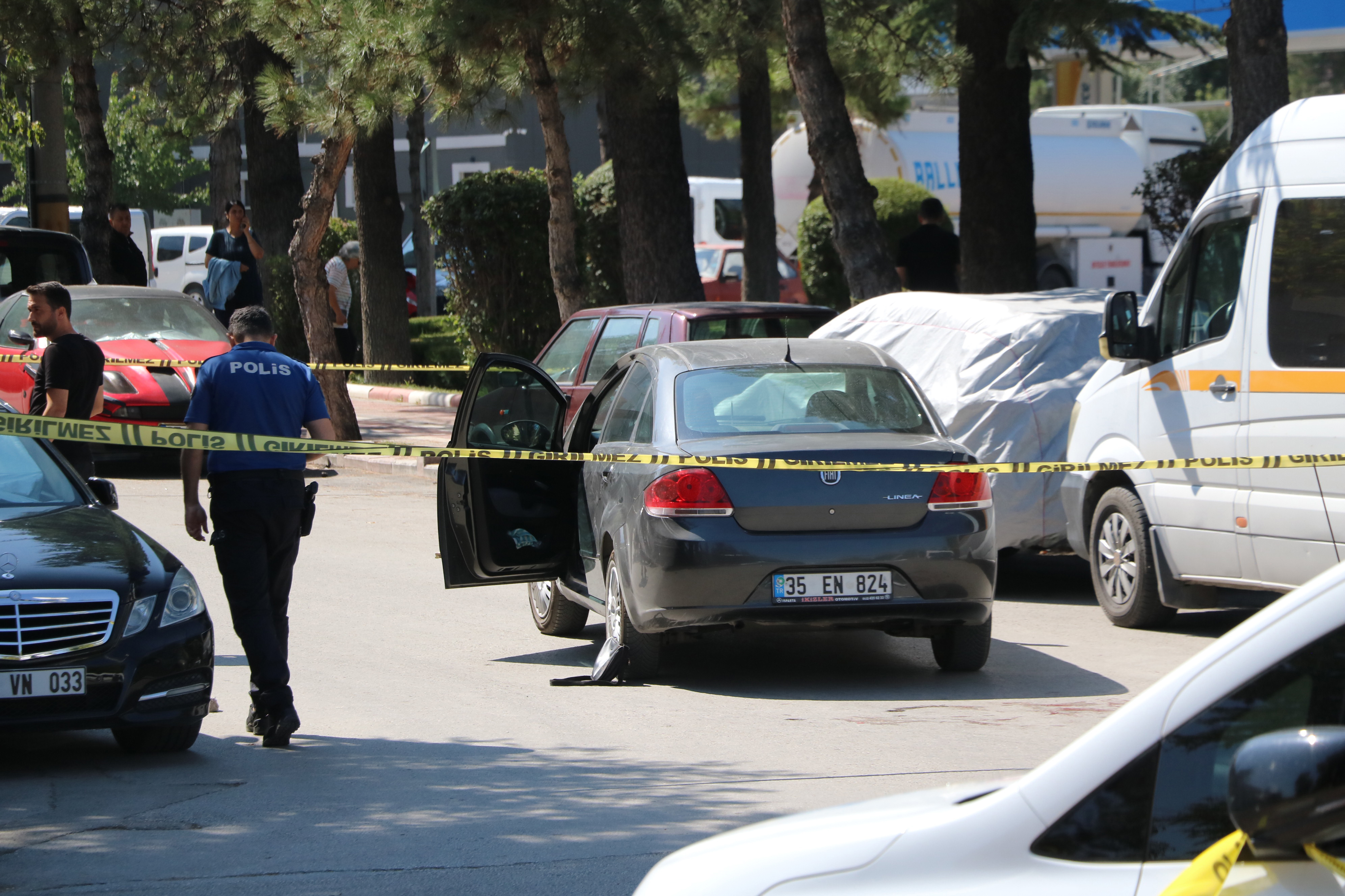 AFYONKARAHİSAR'da  Eski damadın vurduğu baldız da kurtarılamadı; ölü sayısı 3'e çıktı