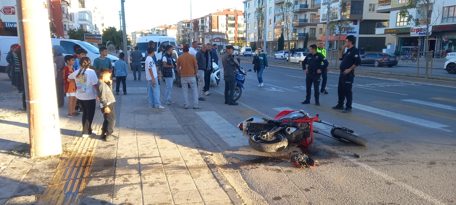 Doktorun kazayı görüp müdahale ettiği yaralı hemşire, kurtarılamadı