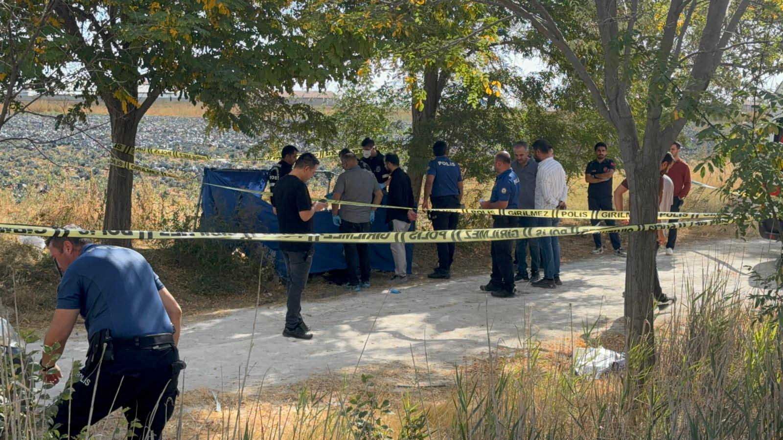 Kayıp Olarak Aranan Yaşar Taşdelenoğlu, Konya'da Yol Kenarında Ölü Bulundu
