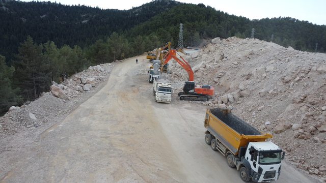 Seydişehir-Antalya kara yolu  bugün 10-17 saatleri arası trafiğe kapatılacak