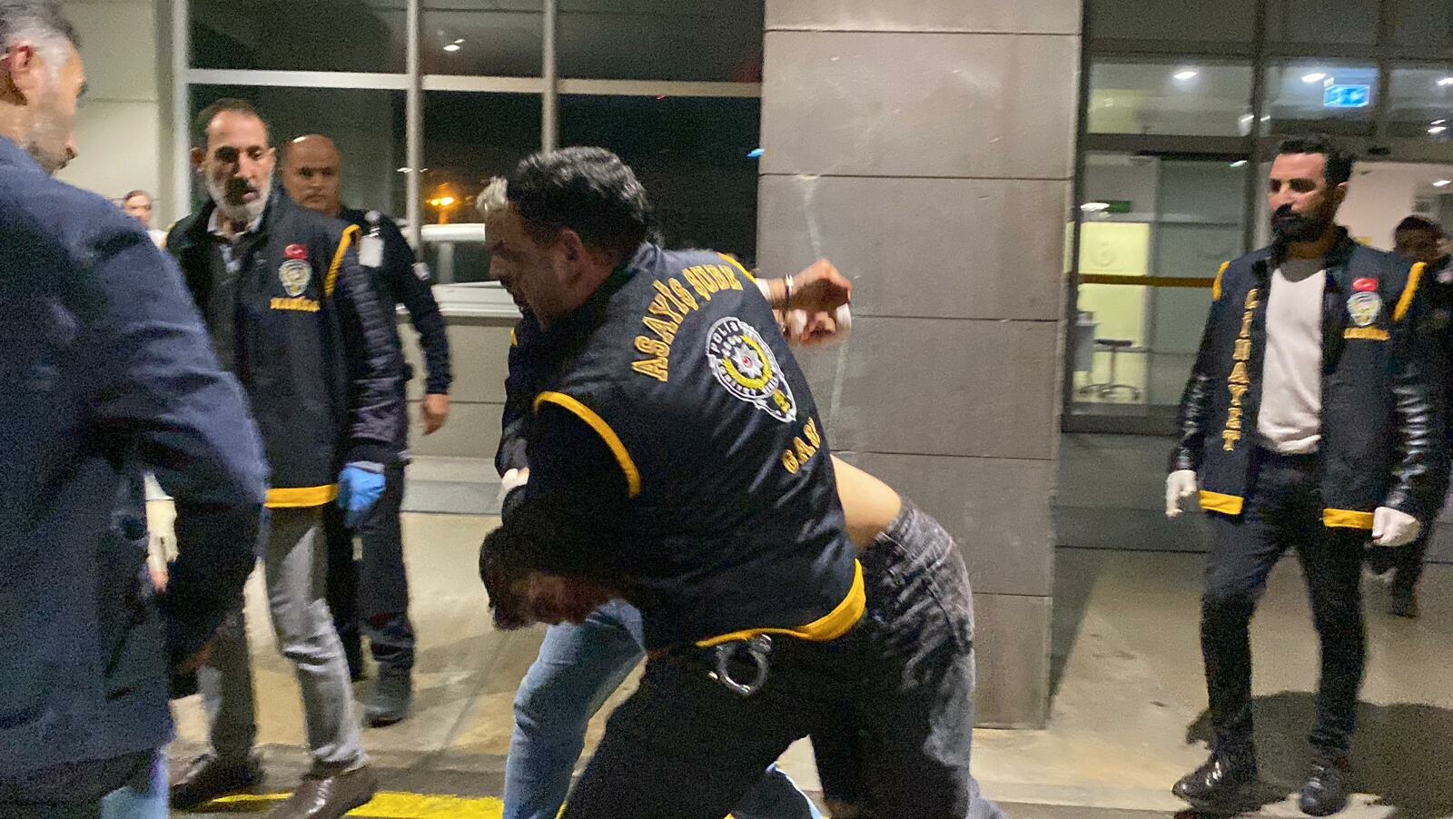 Manisa’da dehşet: Kız kardeşine işkence edip üzerine kaynar su döktü