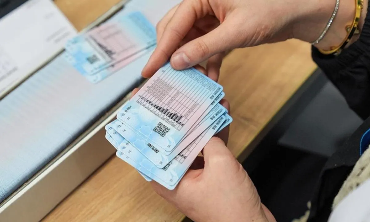 Eski tip ehliyetlerini yenilemeyenler dikkat: Bir daha süre uzatılmayacak