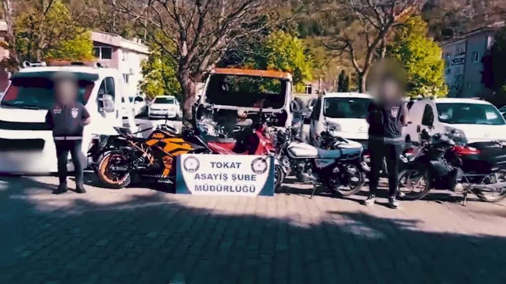  Konya  Dahil  10  ilde Change araç şebekelerine yönelik operasyonlarda 35 şüpheli yakalandı