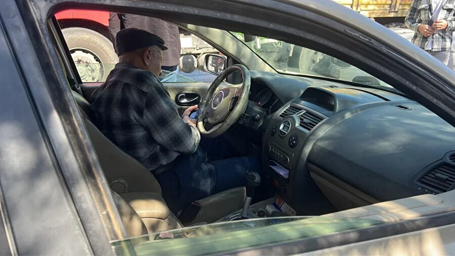 Bakan Yerlikaya duyurdu: Sosyal medyada tepki gören şoföre gereği yapıldı