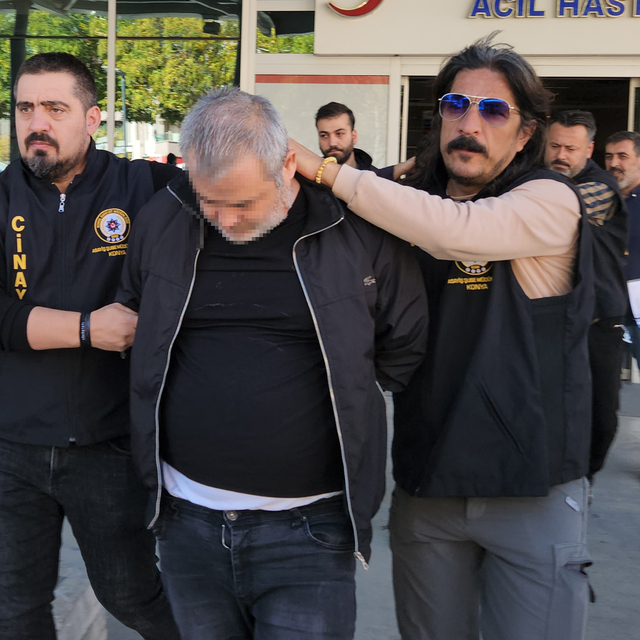 Konya'da galericiyi bıçaklayarak öldürdüğü iddia edilen 2 kişi tutuklandı