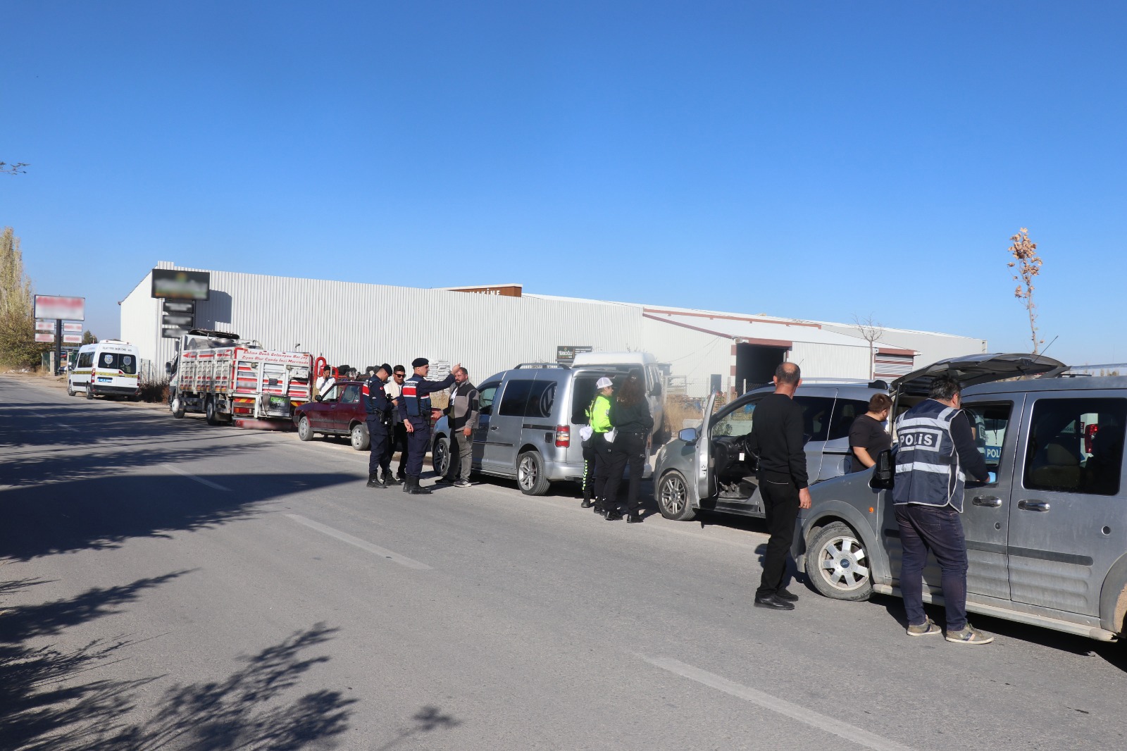 KONYA’DA UYUŞTURUCUYA GEÇİT YOK: KULU VE ÇUMRA’DA BAŞARILI OPERASYONLAR