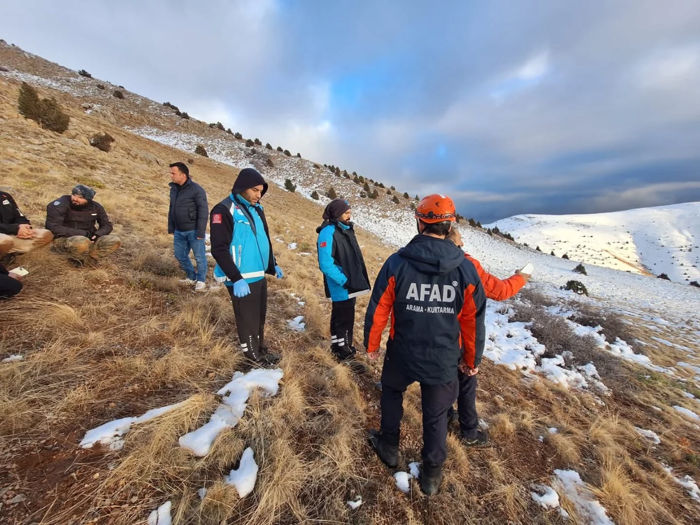  Konya'nın Derbent ilçesine bağlı dağlık bir alanda, kalp krizi geçiren bir kişi yaşamını yitirdi.