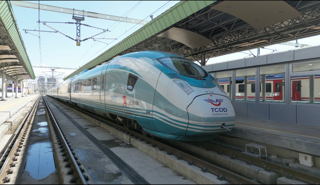 Konya-İstanbul YHT Hattı'nda 13 milyon yolcu seyahat etti