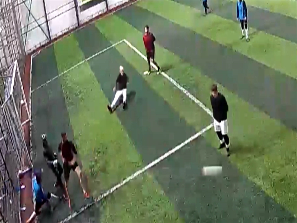 Kahramanmaraş- Halı sahada kalp krizi geçirip öldü