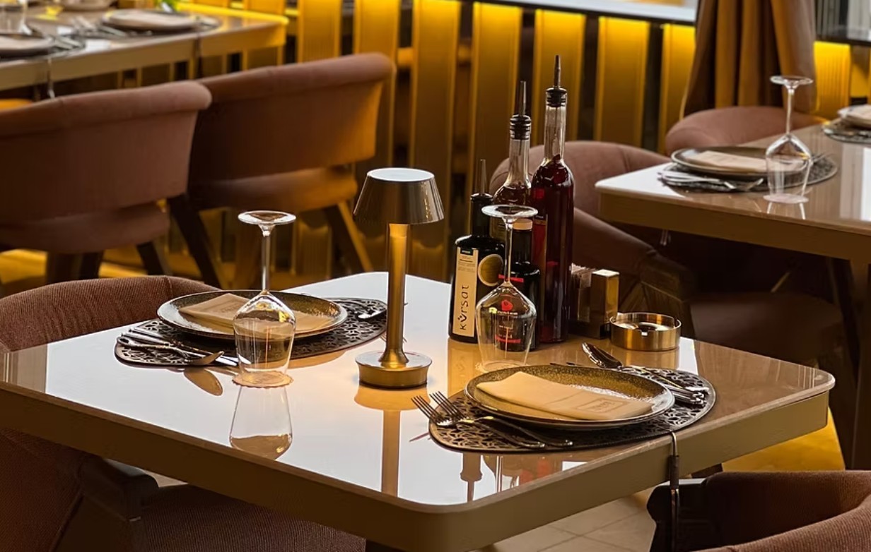 Taksim Çevresinde Lüksü Doğru Tanımlayan MekânN'Evet İstanbul