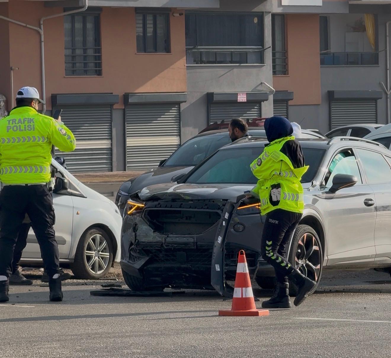 Seydişehir'de Meydana Gelen Trafik Kazasında 2 Kişi Yaralandı