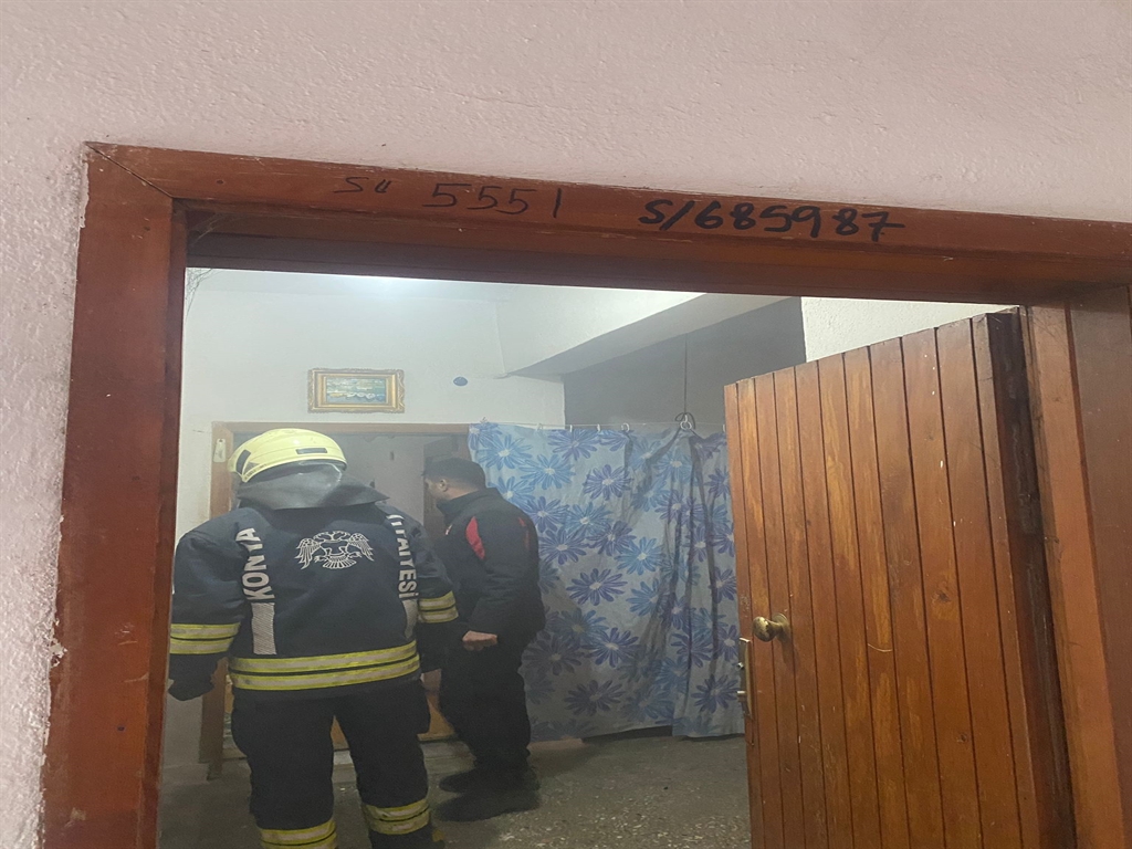 Konya'da Polise kurusıkı tabanca ve av tüfeğiyle ateş açan şüpheli gözaltına alındı