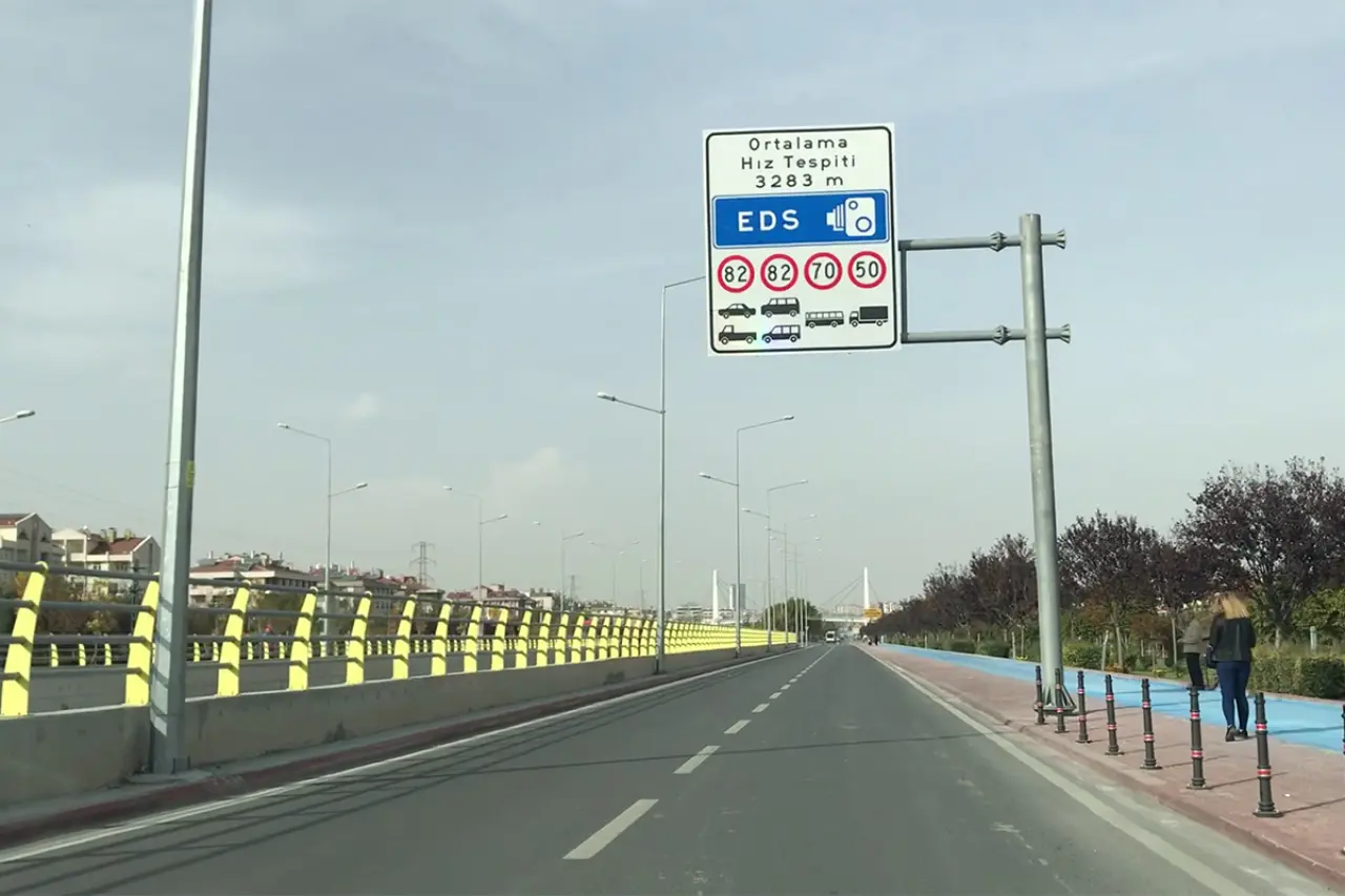 KONYA'DA TRAFİKTE YENİ DÖNEM: 5 KRİTİK KAVŞAKTA EDS-4 SİSTEMİ DEVREYE GİRİYOR