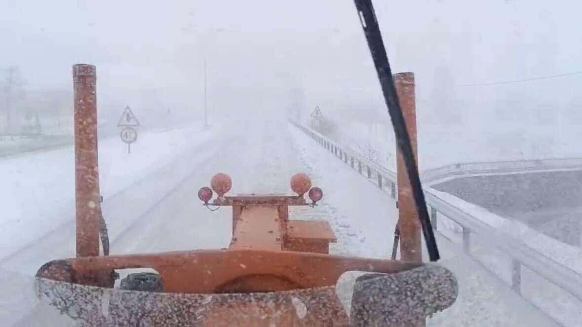 Antalya-Konya Yolunda  Kar Kalınlığı 30 Santimetreye Ulaştı