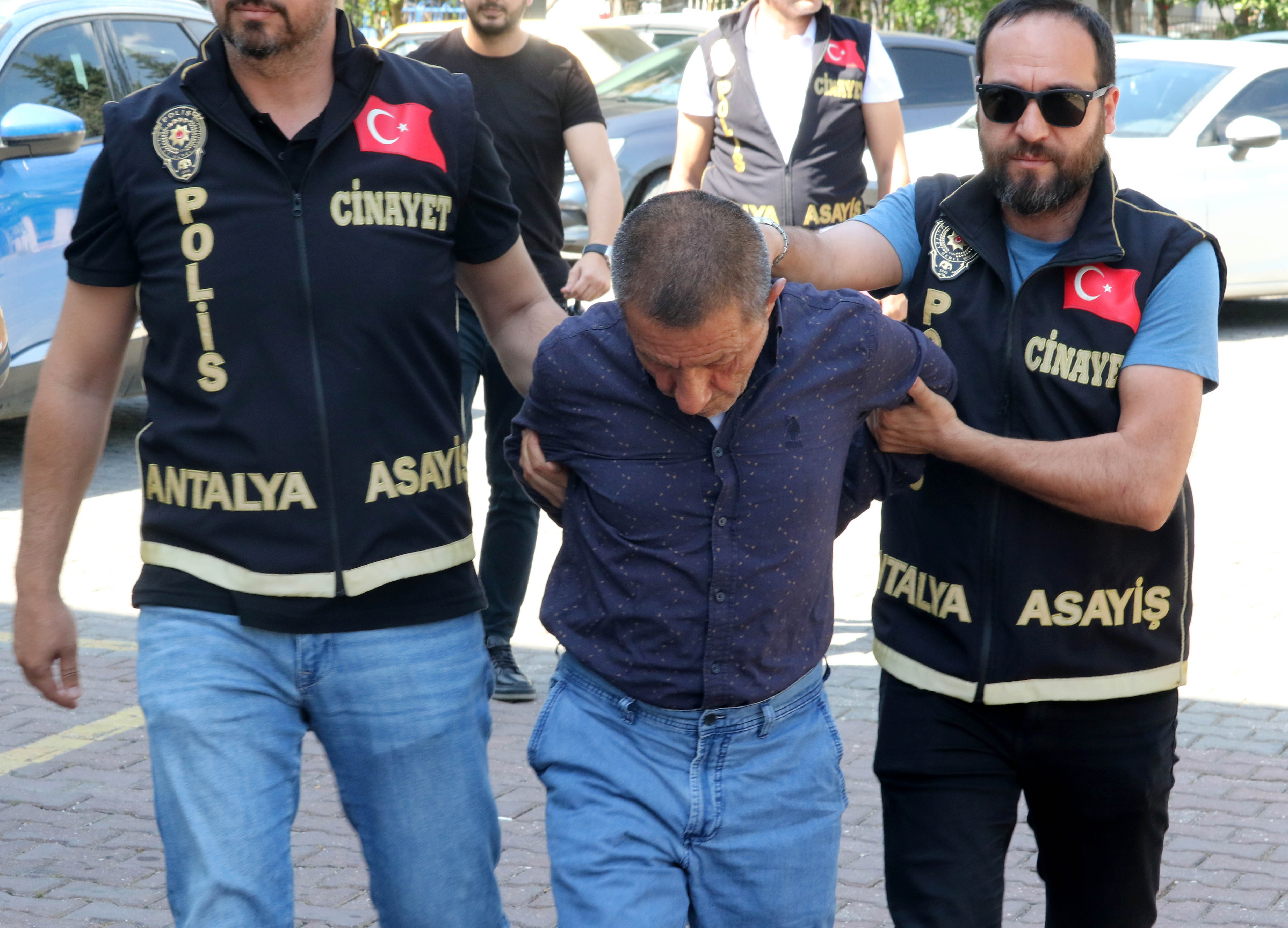 Antalya - Huzurevinde 3 arkadaşını öldüren sanığa 3 ağırlaştırılmış müebbet