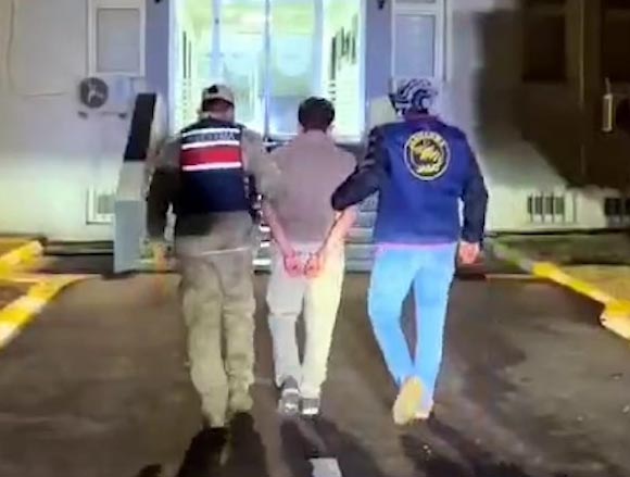Konya'da husumetlisini öldürdü, kaçtığı Şanlıurfa'da yakalandı