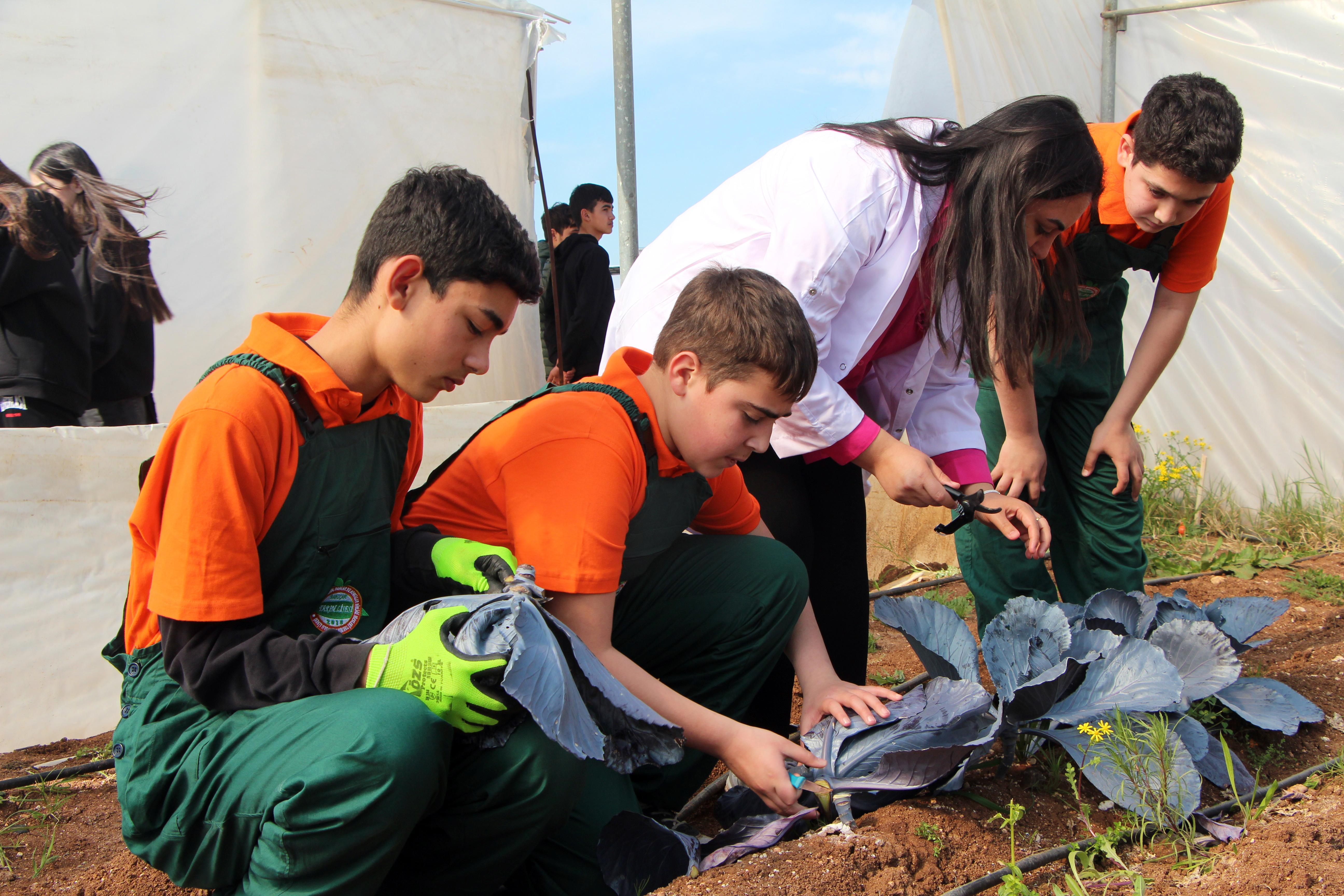 Çukurova’da geleceğin ziraatçileri tarım lisesinde yetişiyor