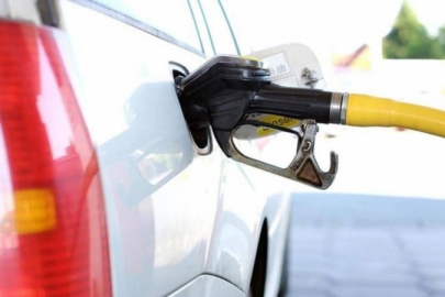 Akaryakıtta İndirim Sevinci Kursakta Kaldı: Dev Zam Yolda!