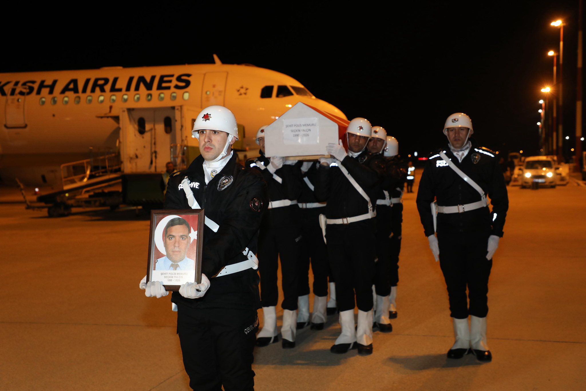 Şehit polis Seçkin Yalçın’ın cenazesi, memleketi Elazığ’a getirildi