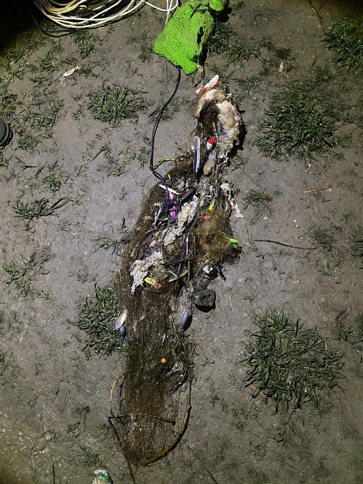 Taşağıl Kanalı’nda Şoke Eden Görüntü: Sudan Çıkanlar Bilinçsiz Avcılığı Gözler Önüne Serdi! 