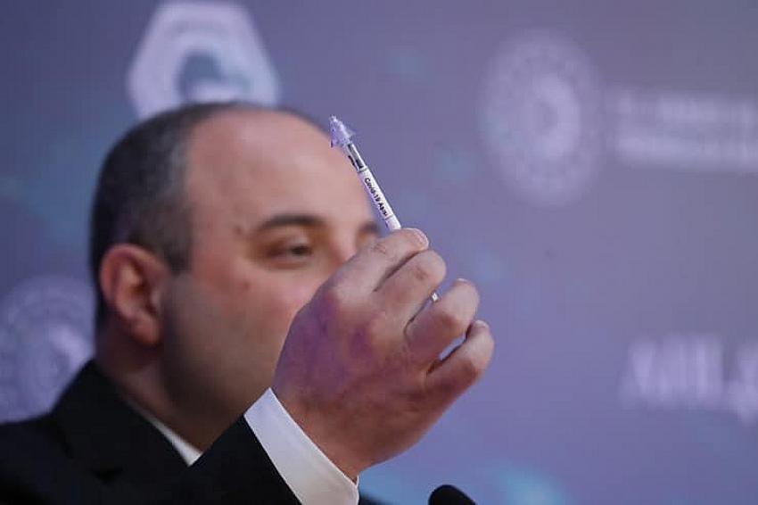 Bakan Koca: Burun spreyi aşımız, dünyada örneği olmayan Kovid aşısı olacak