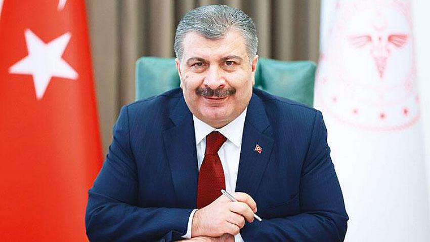 Bakan Koca Sağlıkçılara  müjdeyi verdi