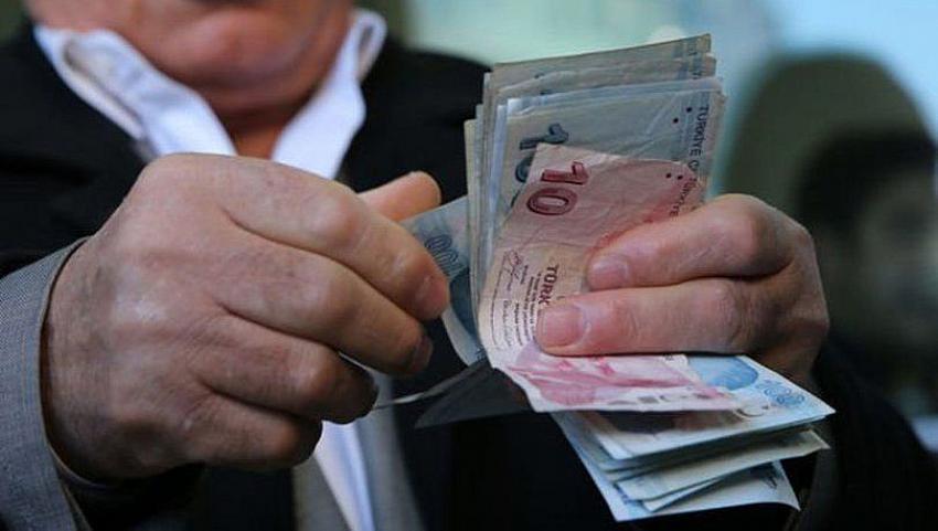 Emeklilerin yarısı “asgari”nin de altında