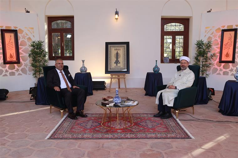 Erbaş: Umreye gitmek isteyen vatandaşlarımız hazırlıklarını yapsınlar