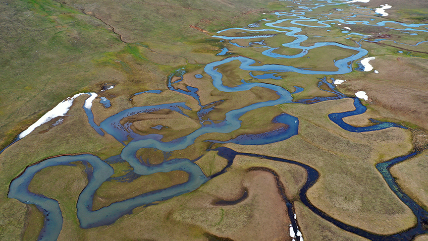 Karadeniz'in doğa harikası menderesleri ziyaretçilerini eşsiz manzarasıyla karşılıyor