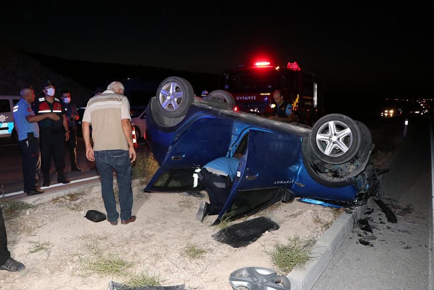 Karaman'da  köprü inşaatından uçan otomobilin sürücüsü öldü