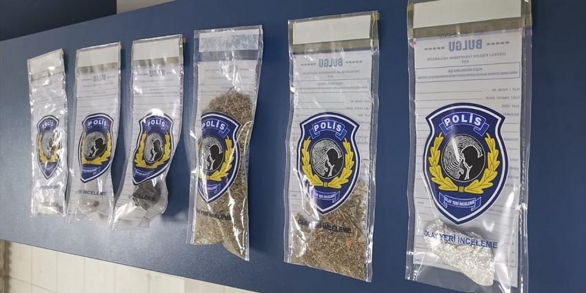 Konya'da uyuşturucu operasyonu! Polisi görünce ne yapacaklarını şaşırdılar