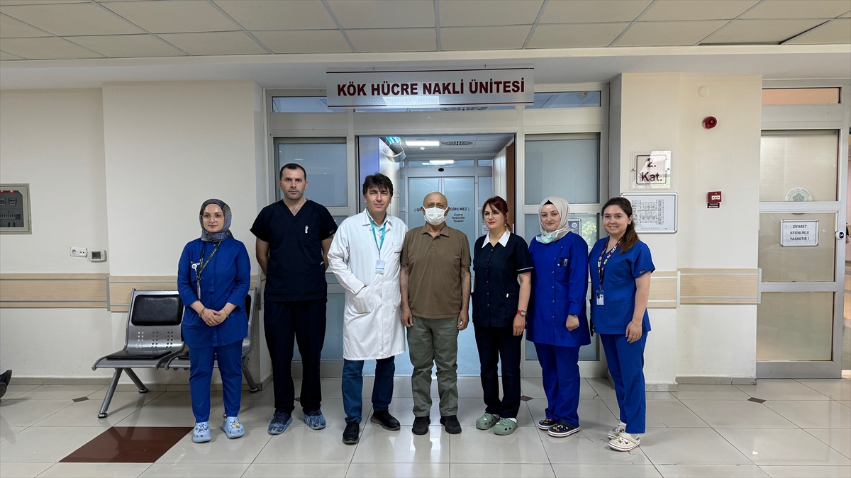 KONYA - Kolon kanseri sonrası lösemiye yakalanan hastaya yarı uyumlu kök hücre nakledildi