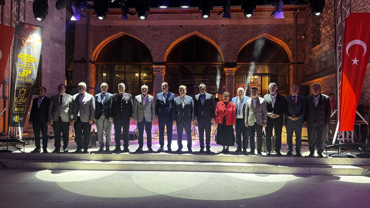 Konya'nın başşehir oluşunun 927. yıl dönümü kutlandı