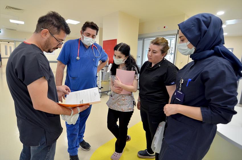 Konya Şehir Hastanesi "hibrit" ameliyathanesi ile 0-18 yaş kalp hastalarına şifa oluyor