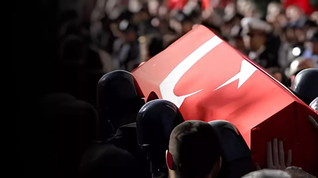 Kuzey Irak'ta 1 Askerimiz  Şehit   oldu.